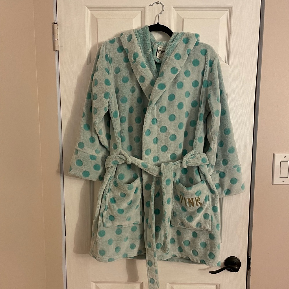 Victoria’s Secret PINK Robe